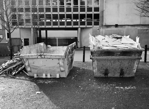 Business waste removal service in Lee